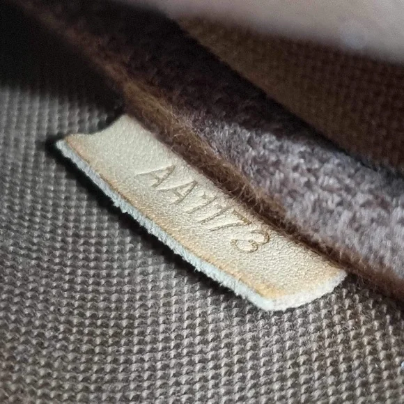 SOLD Authentic Louis Vuitton Eva monogram - Picture 4 of 8